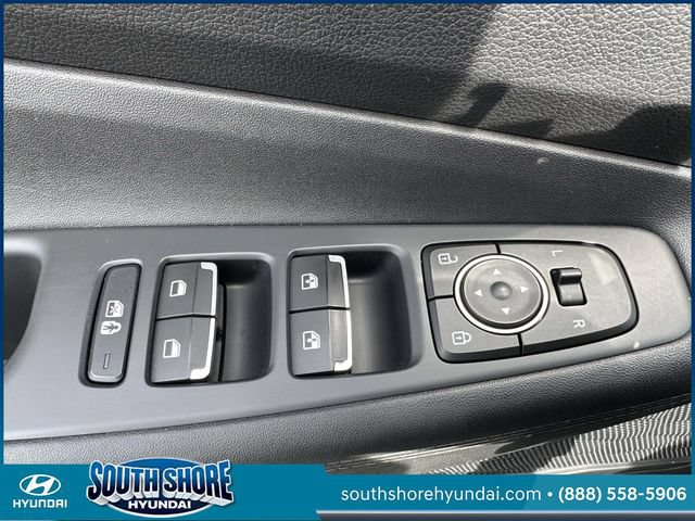 Certified 2023 Hyundai Santa Fe SEL w/ Cargo Package AWD/4WD image 19