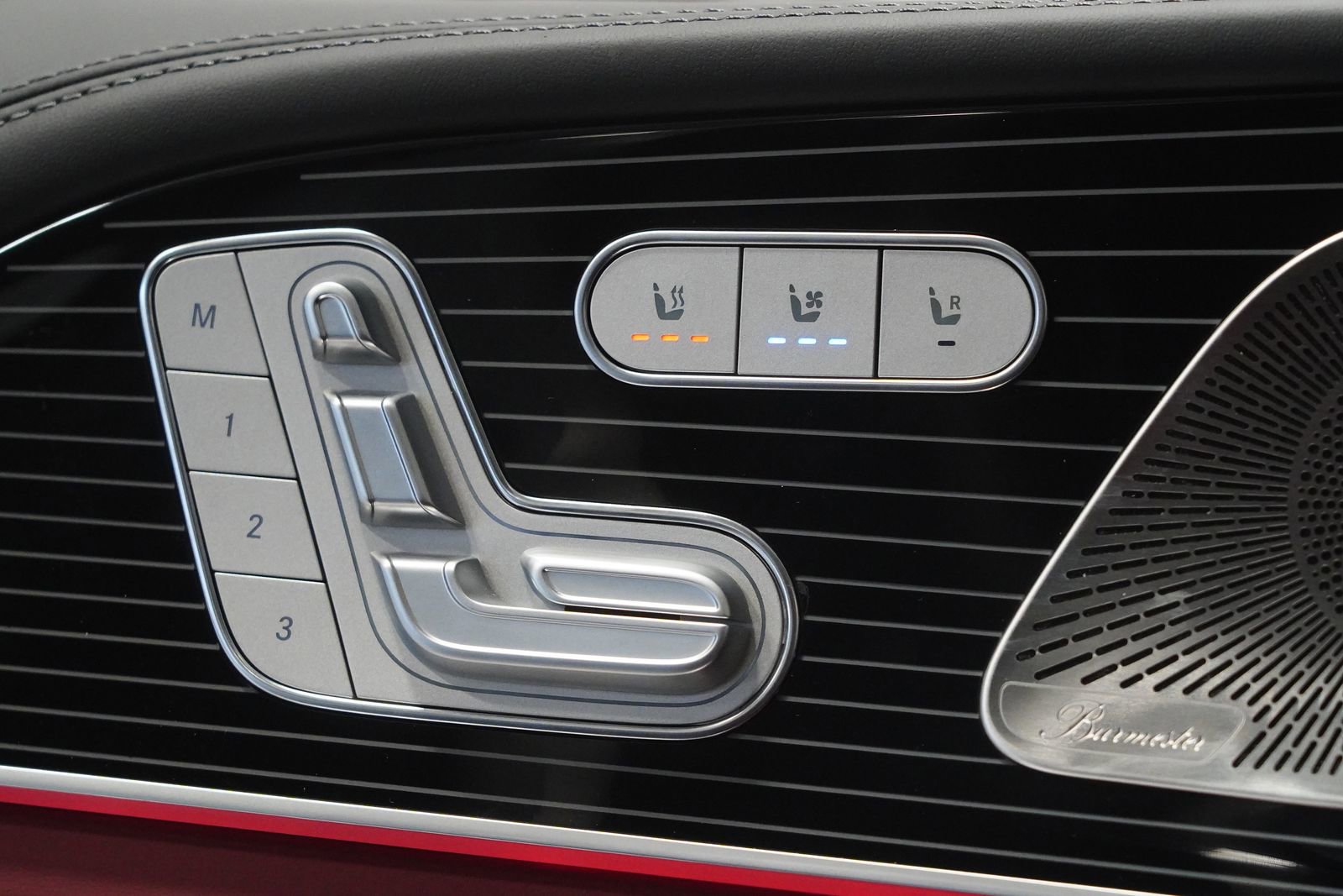New 2026 Mercedes-Benz Maybach GLS 600 4MATIC image 32