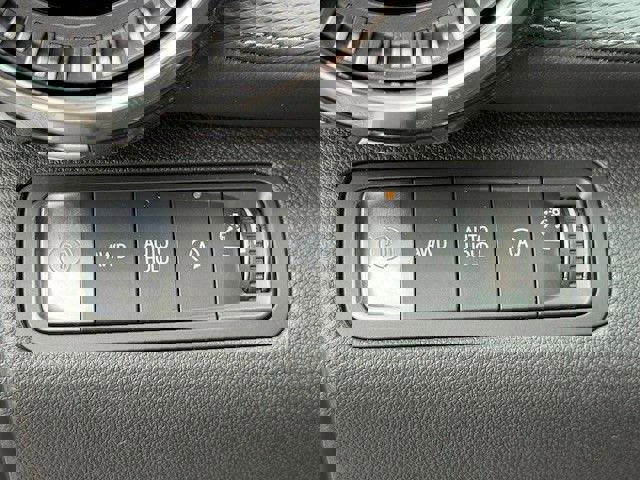 New 2026 Chevrolet Equinox LT w/ Convenience Package II image 34