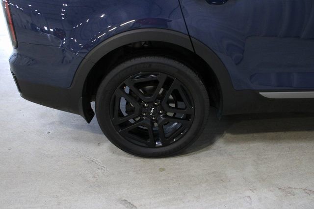 Used 2023 Kia Telluride EX X-Line image 11
