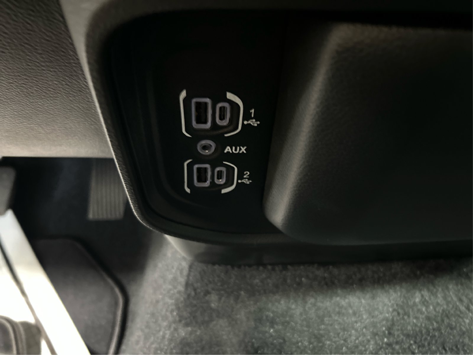 New 2026 RAM 1500 Tradesman AWD/4WD image 31