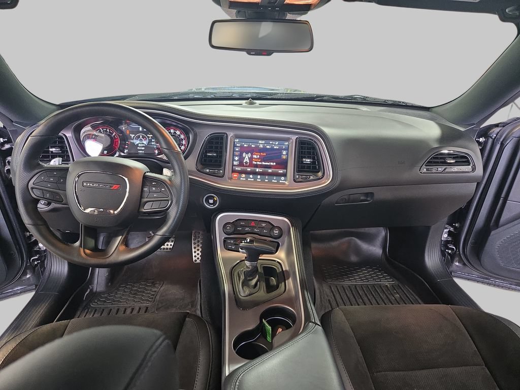 Used 2022 Dodge Challenger R/T w/ Plus Package RWD image 9