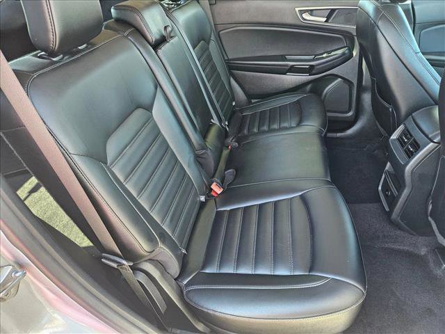 Used 2023 Ford Edge SEL image 17