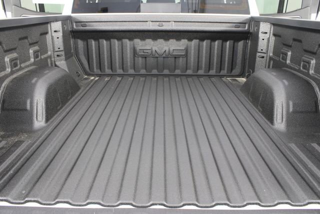 New 2026 GMC Sierra 1500 AT4 w/ AT4 Premium Package image 23