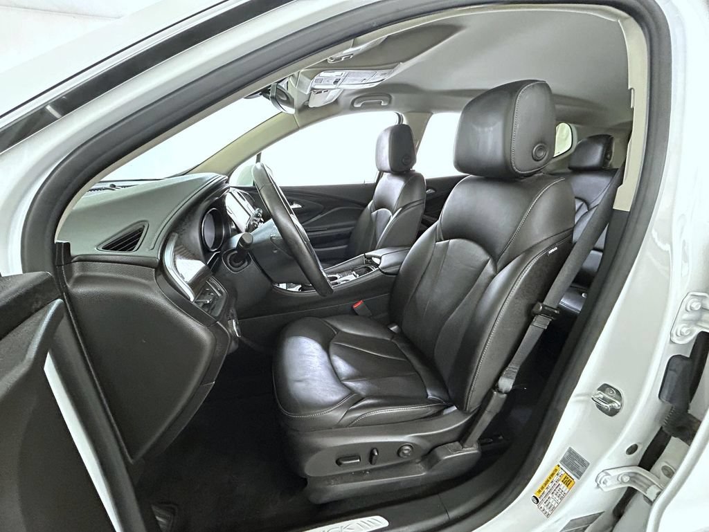 Certified 2020 Buick Envision Essence AWD/4WD image 11
