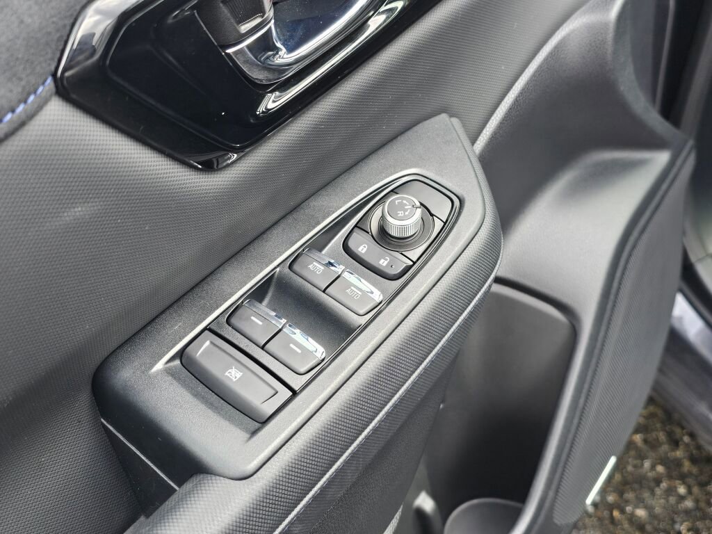 Used 2025 Subaru Forester Limited w/ Popular Package #1 AWD/4WD image 27
