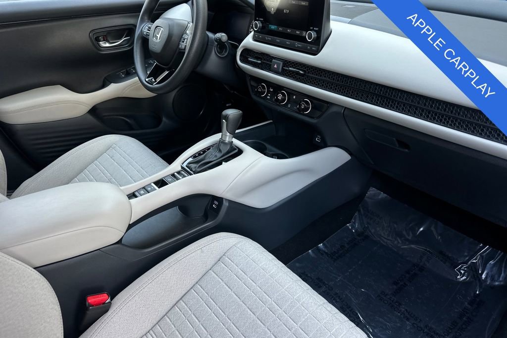 Used 2025 Honda HR-V LX image 17
