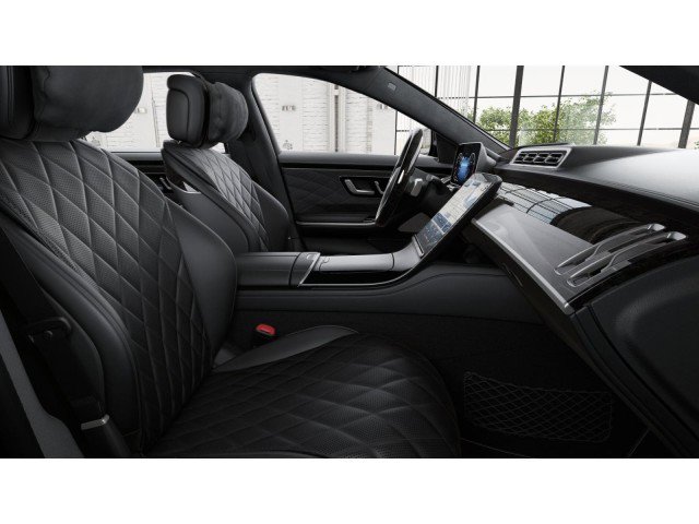 Certified 2025 Mercedes-Benz S 580 4MATIC Sedan image 4