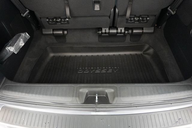 Certified 2025 Honda Odyssey Touring image 15