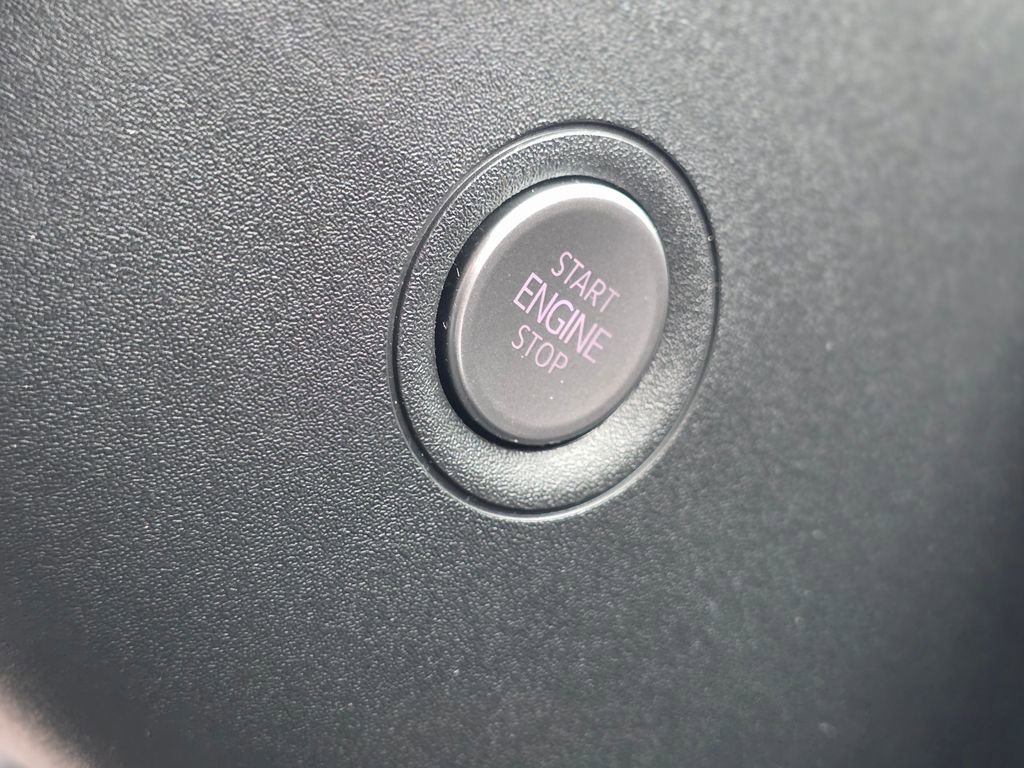 Used 2023 Volkswagen ID.4 Pro RWD image 31
