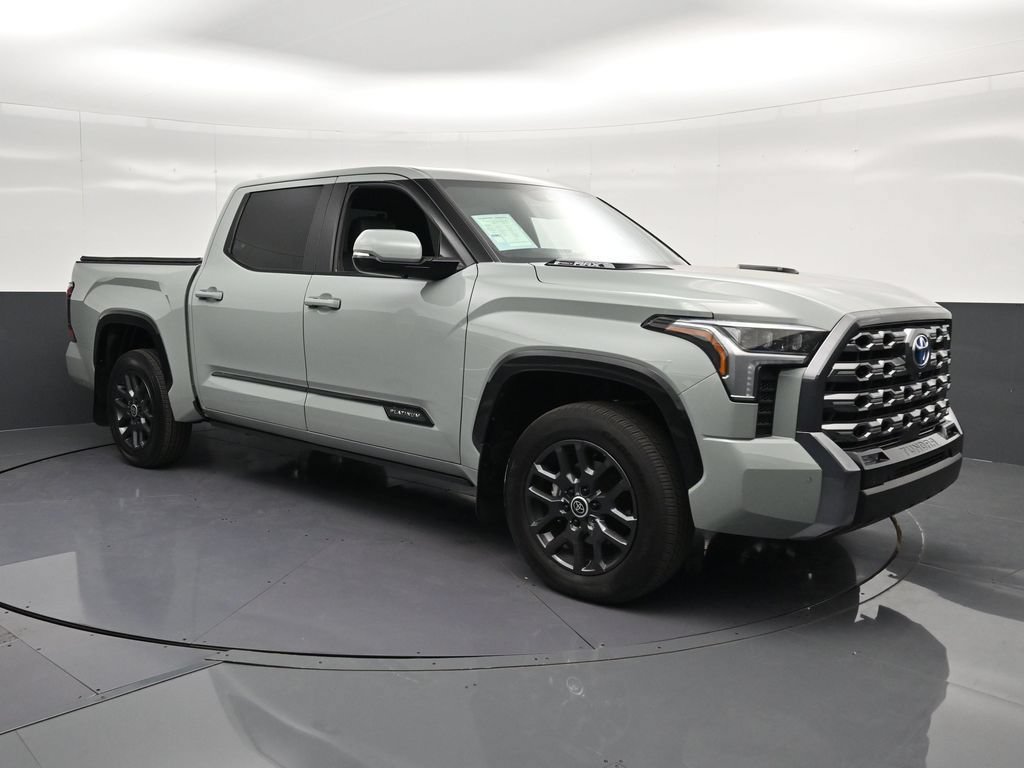 Used 2024 Toyota Tundra Platinum AWD/4WD image 5