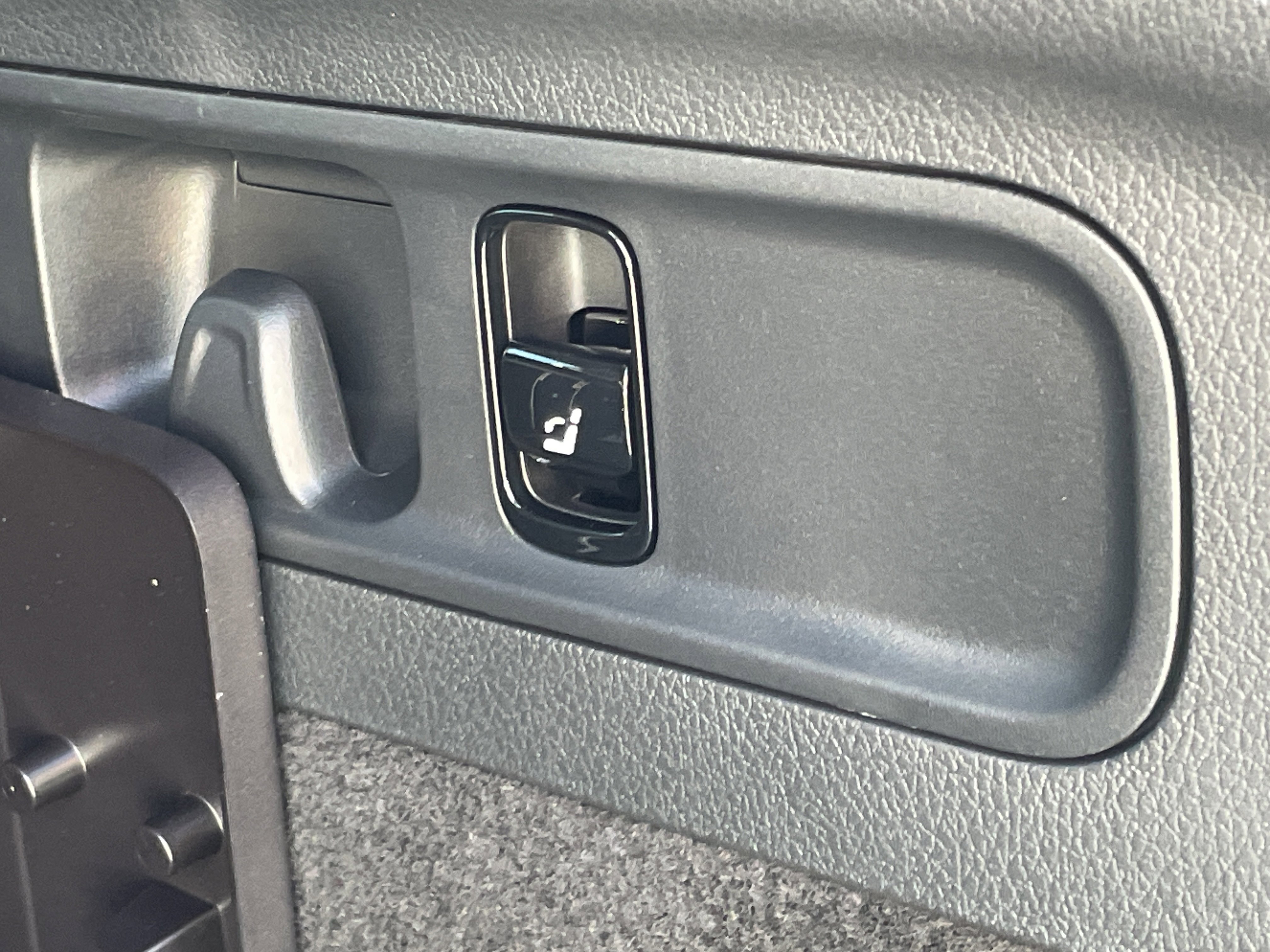 New 2026 Mercedes-Benz GLC 300 image 11