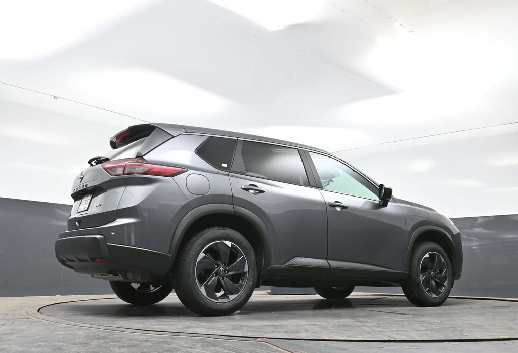 Used 2025 Nissan Rogue SV AWD/4WD image 47