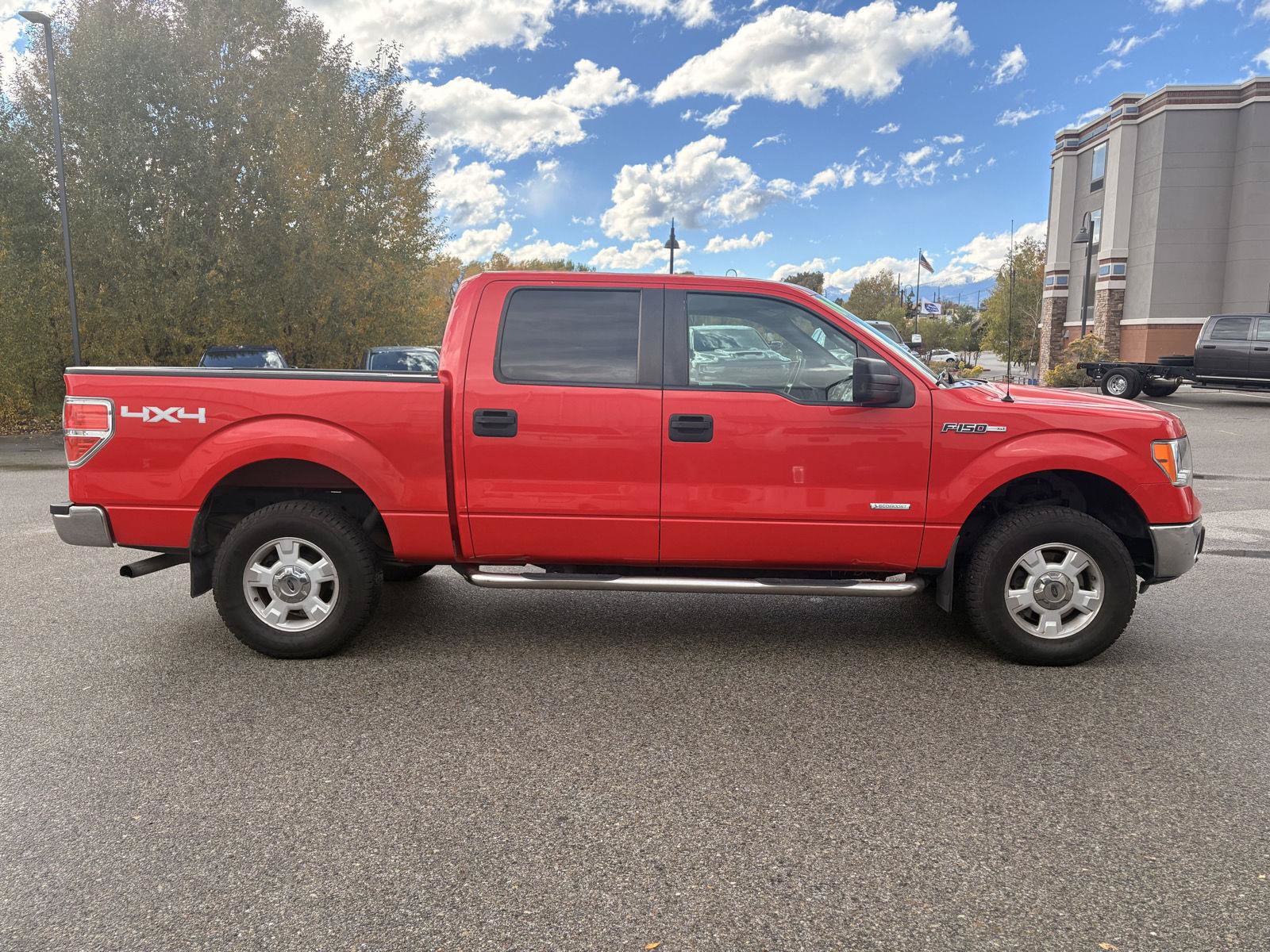 Used 2014 Ford F150 XLT AWD/4WD image 6
