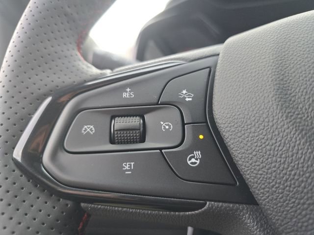 New 2026 Chevrolet Trax RS w/ Driver Confidence Package image 8