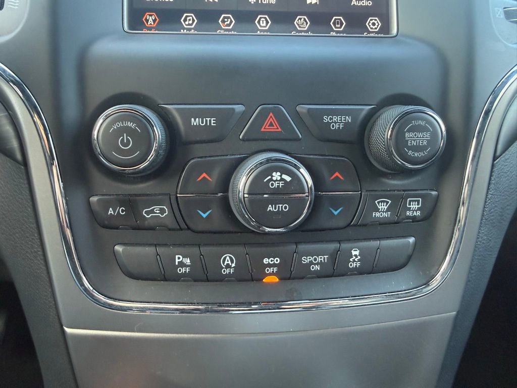 Used 2021 Jeep Grand Cherokee Laredo image 9