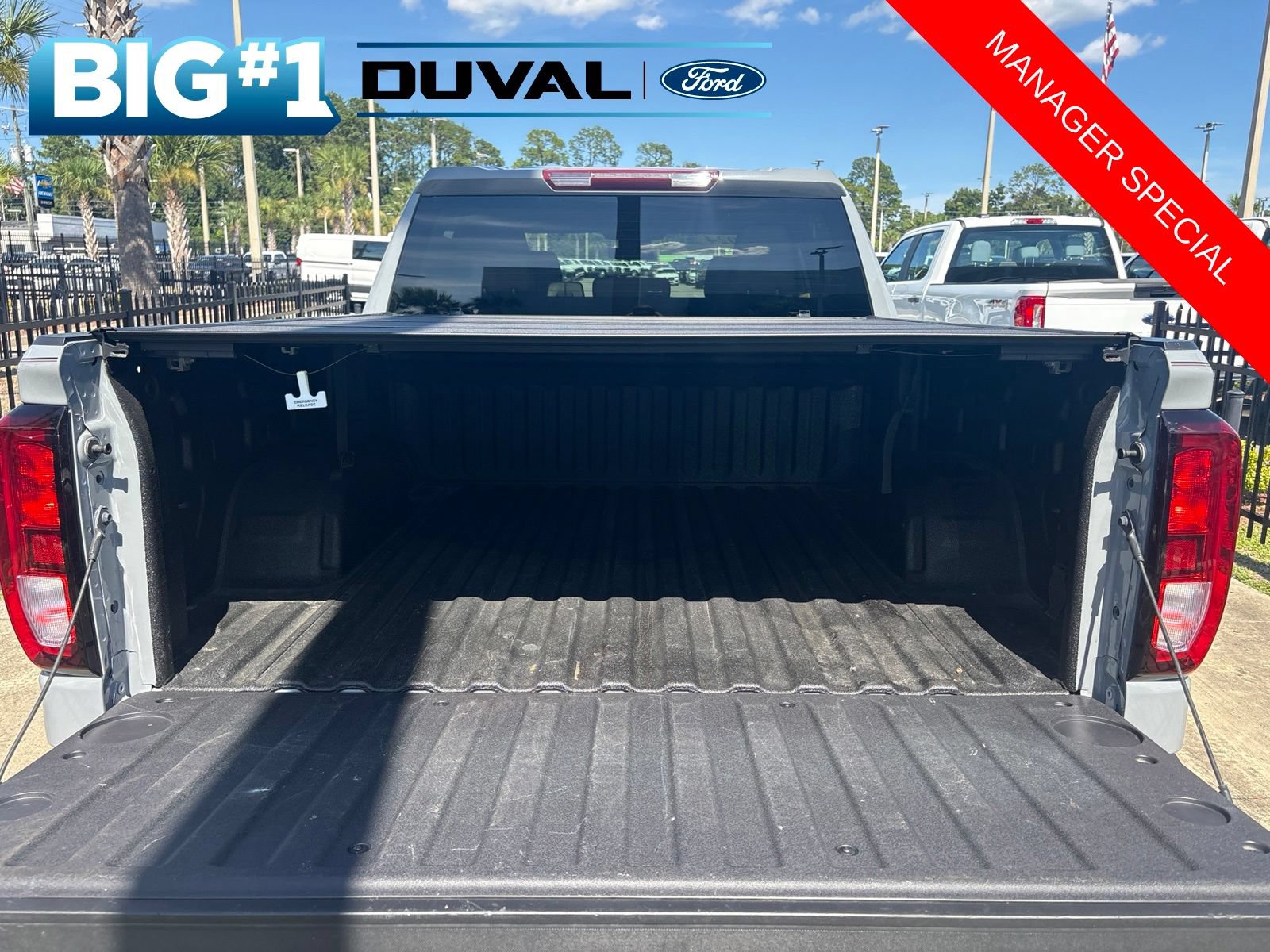 Used 2024 GMC Sierra 1500 Pro w/ Pro Value Package RWD image 8