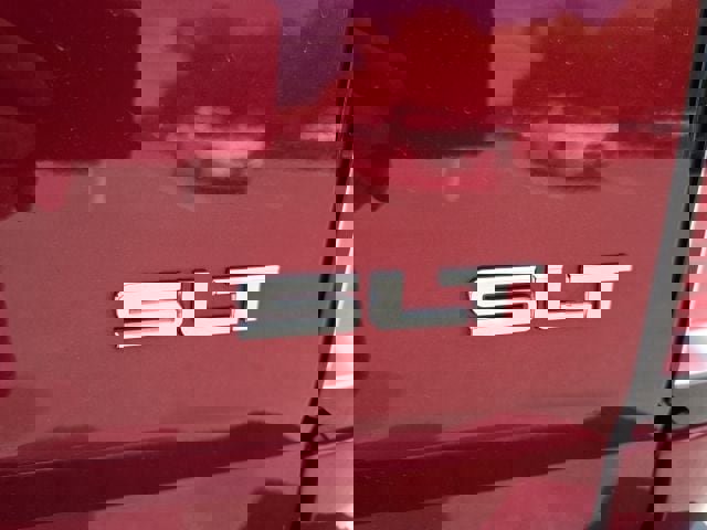 Used 2017 GMC Canyon SLT w/ Driver Alert Package image 14