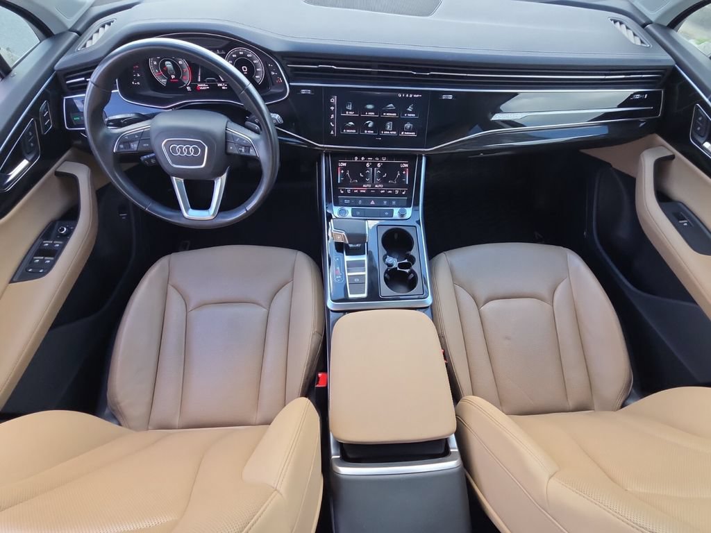 Used 2023 Audi Q7 3.0T Premium Plus w/ Premium Plus Package AWD/4WD image 13