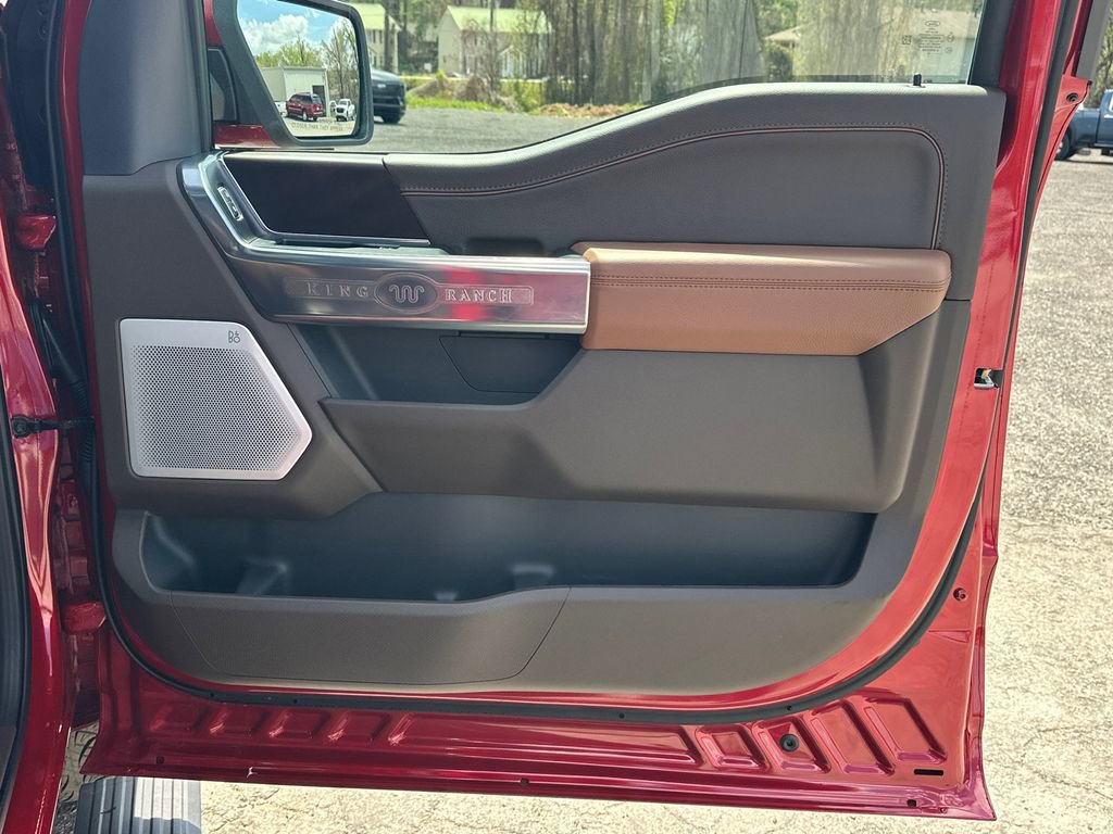 Used 2025 Ford F150 King Ranch w/ FX4 Off-Road Package image 15