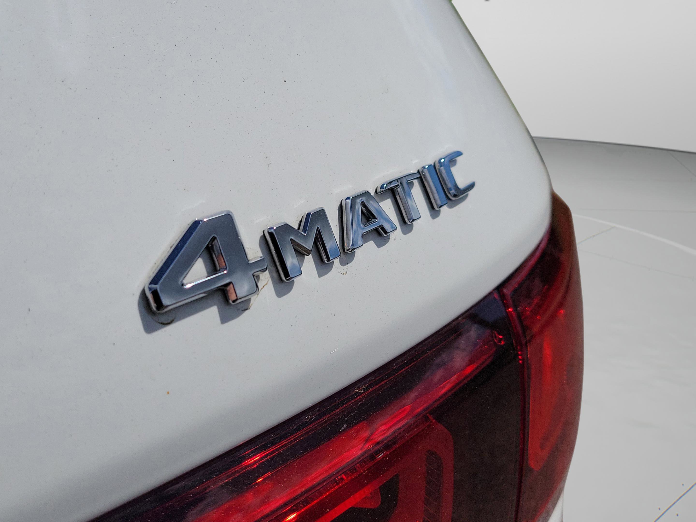 Used 2023 Mercedes-Benz GLB 250 4MATIC image 35