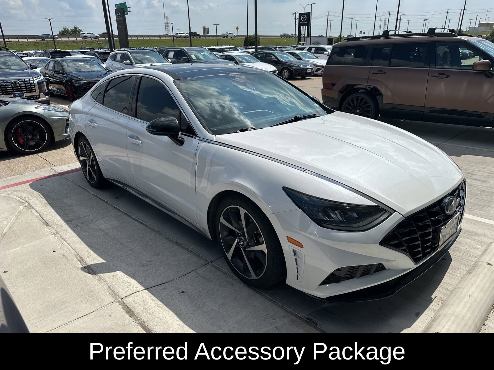Used 2021 Hyundai Sonata SEL Plus w/ Tech Package FWD image 5