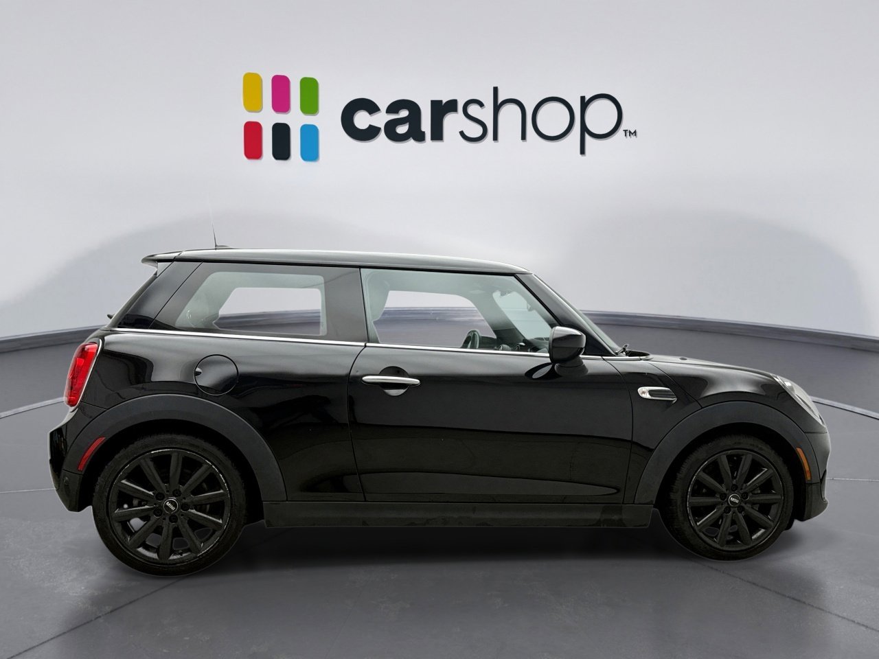 Used 2021 MINI Cooper 2-Door Hardtop image 6