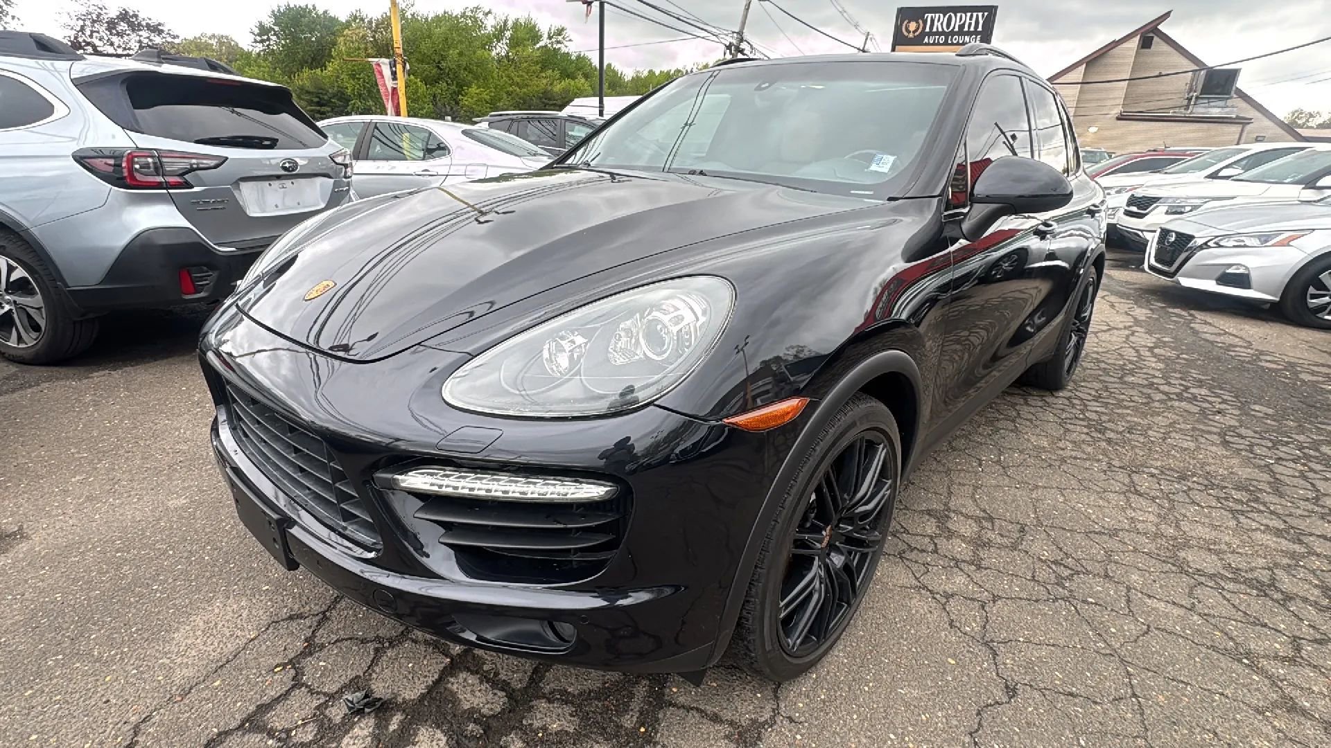 Used 2014 Porsche Cayenne Turbo S AWD/4WD image 1