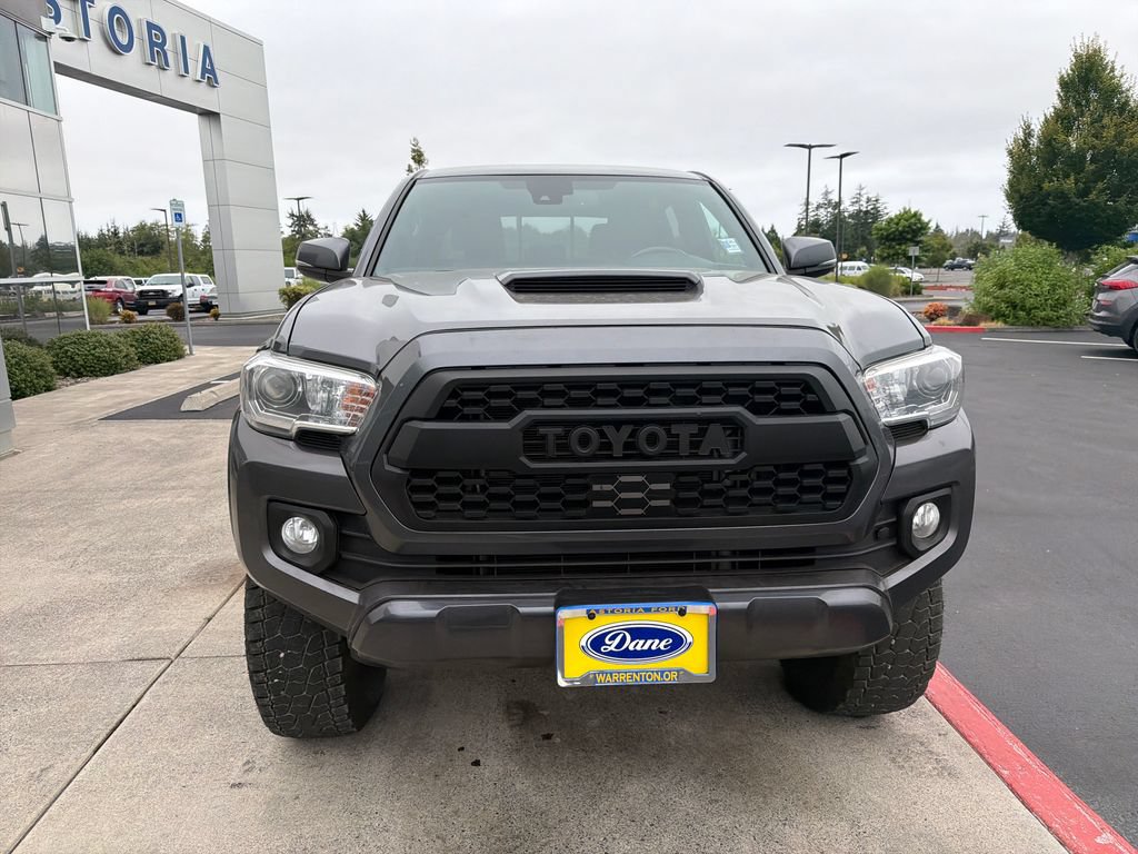 Used 2020 Toyota Tacoma TRD Sport AWD/4WD image 7