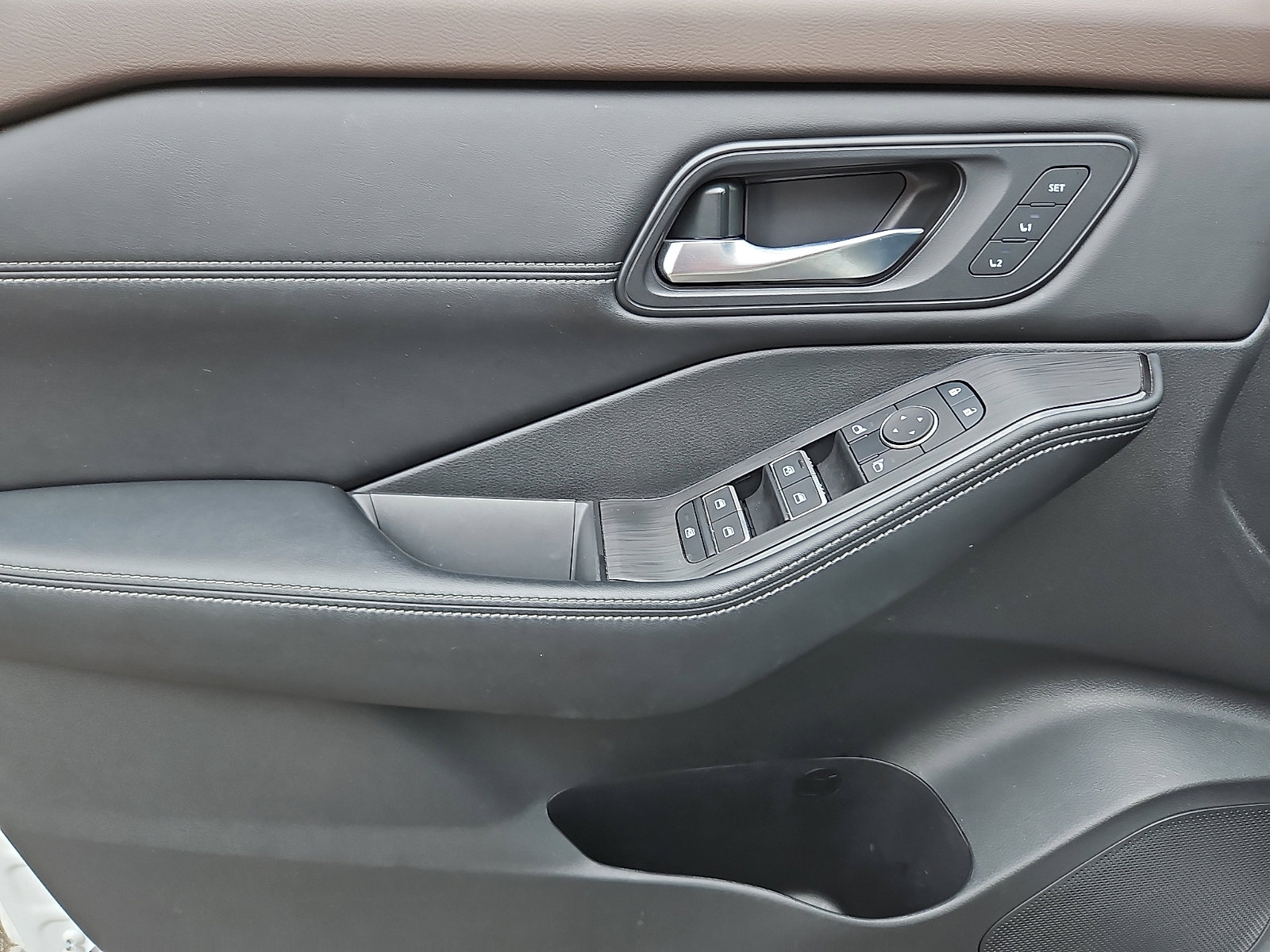 Certified 2023 Nissan Rogue SL image 12