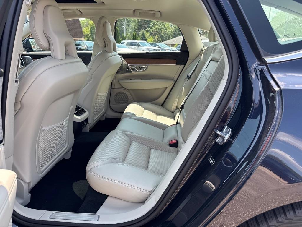Used 2017 Volvo S90 T6 Inscription w/ Vision Package AWD/4WD image 18