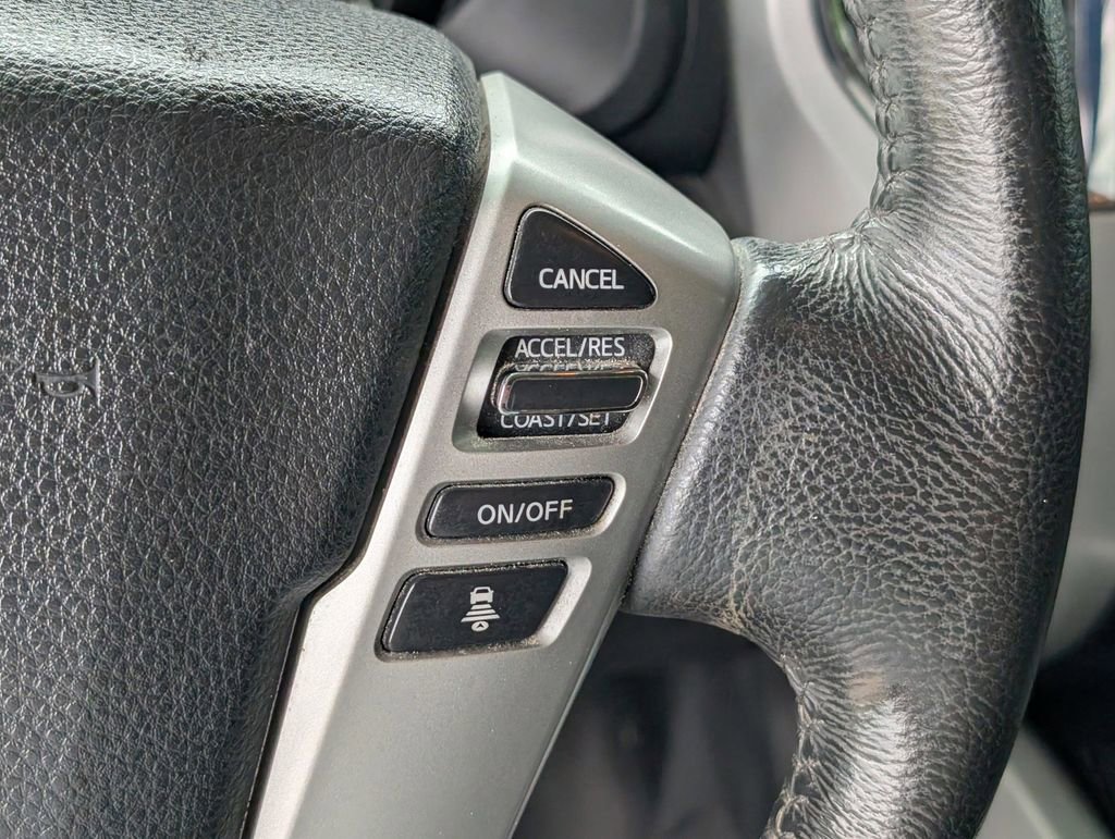 Used 2021 Nissan Titan SV w/ SV Convenience Package RWD image 19