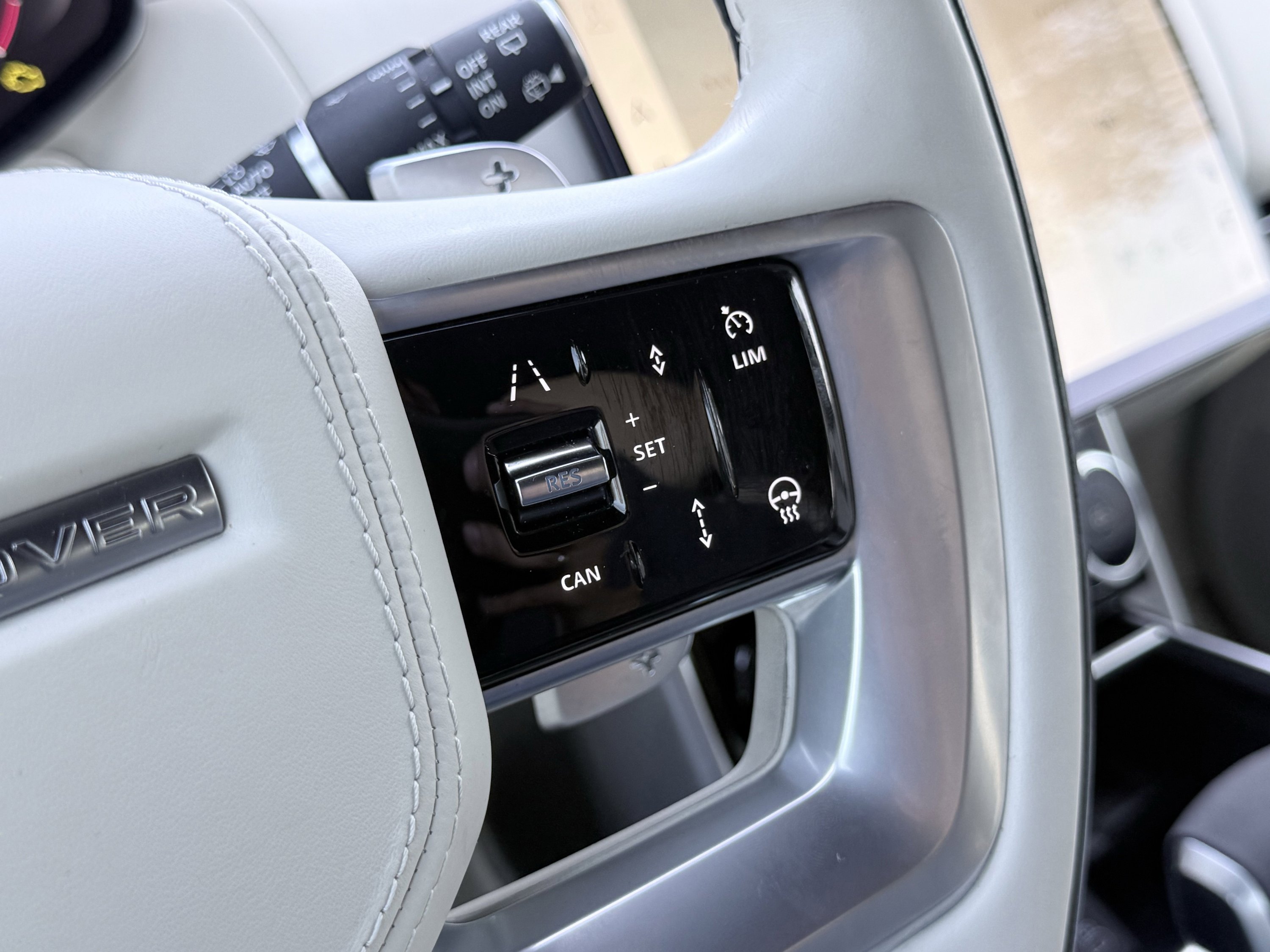 Used 2023 Land Rover Range Rover Long Wheelbase Autobiography image 77