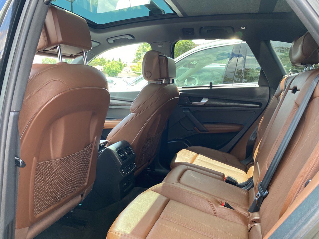 Used 2020 Audi Q5 e Premium Plus w/ Premium Plus Package image 21