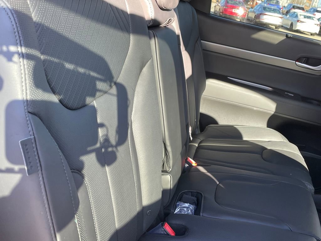 Used 2024 Hyundai Palisade SEL image 15