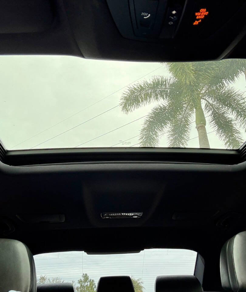 Used 2012 BMW 750Li image 27