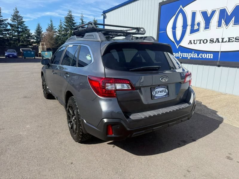 Used 2018 Subaru Outback 2.5i Limited AWD/4WD image 13