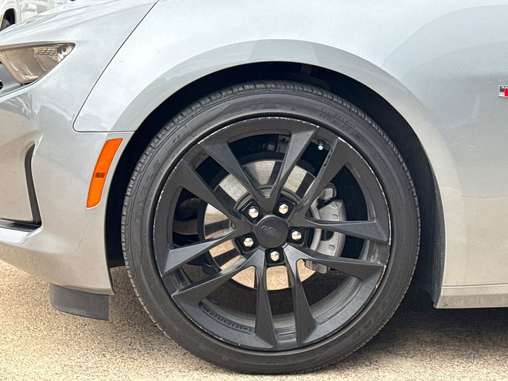 Used 2023 Chevrolet Camaro LT w/ RS Package image 6