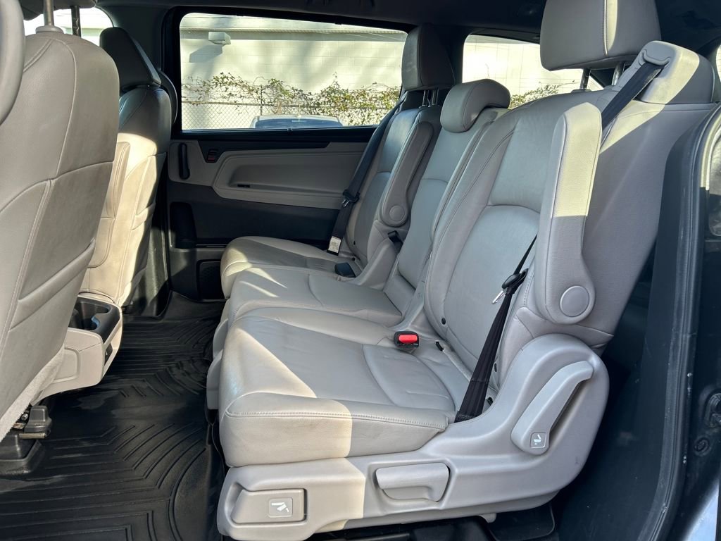 Used 2018 Honda Odyssey EX-L image 17