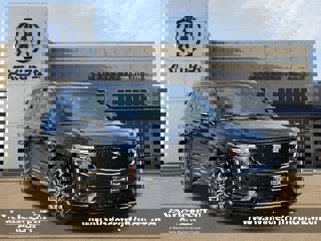 Used 2022 Cadillac XT6 Sport w/ Technology Package