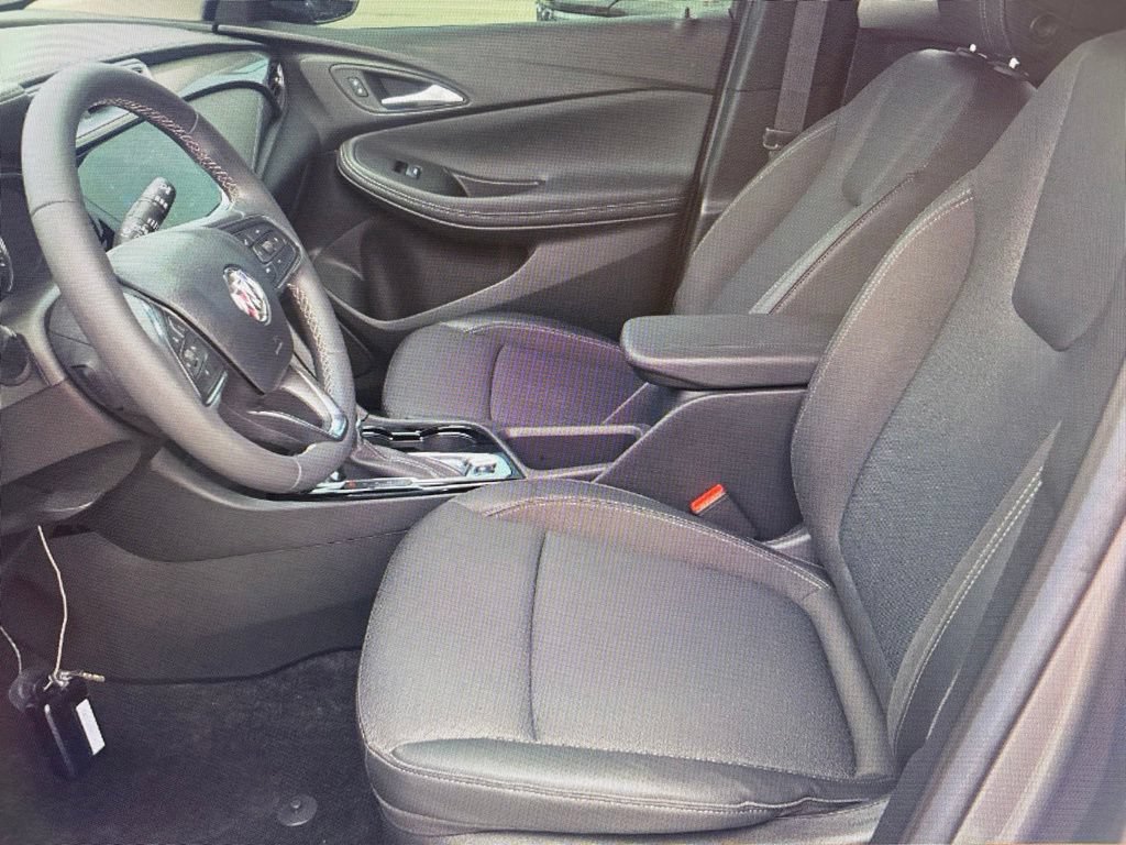 Used 2023 Buick Encore GX Select FWD image 3
