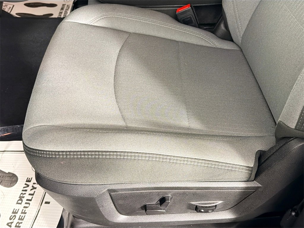 Used 2024 RAM 2500 Big Horn w/ Bed Utility Group image 17