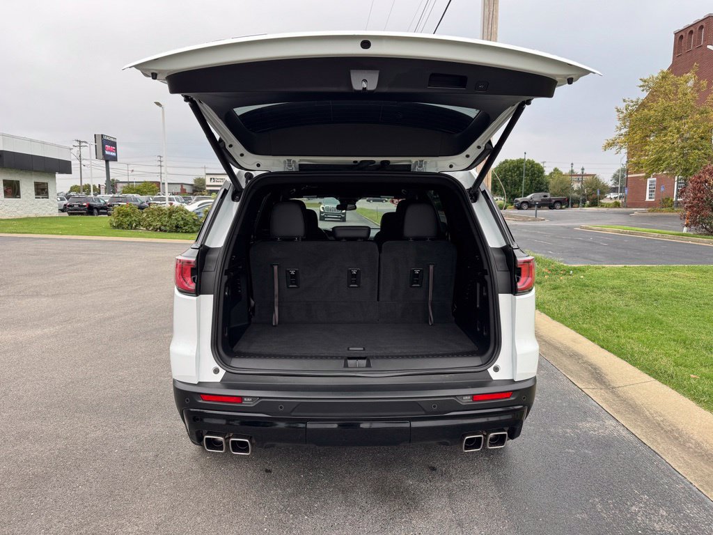 Used 2025 GMC Acadia AT4 w/ LPO, Floor Liner Package AWD/4WD image 30