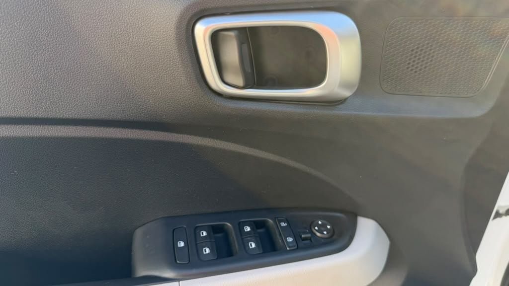 Certified 2026 Hyundai Venue SEL FWD image 13