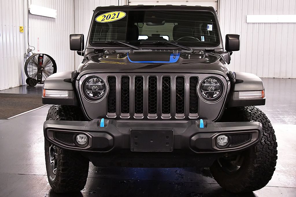Used 2021 Jeep Wrangler Unlimited Rubicon 4xe w/ Cold Weather Group AWD/4WD image 2