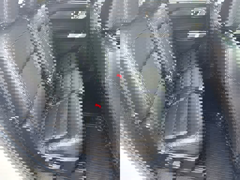 Certified 2022 Ford Explorer Limited w/ Hybrid Equipment Group 310A image 14