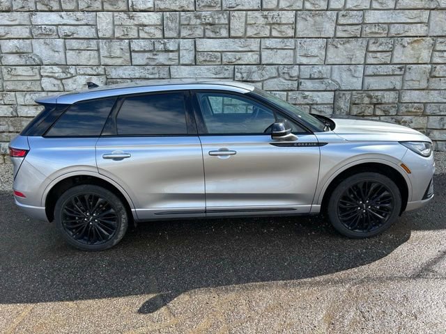 Used 2024 Lincoln Corsair AWD w/ Equipment Group 101A image 6