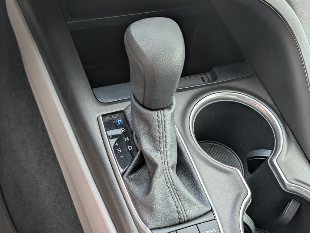Certified 2022 Toyota Camry LE w/ Convenience Package FWD image 25