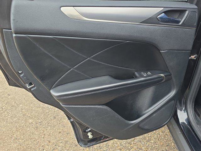 Used 2017 Lincoln MKC Premiere image 10