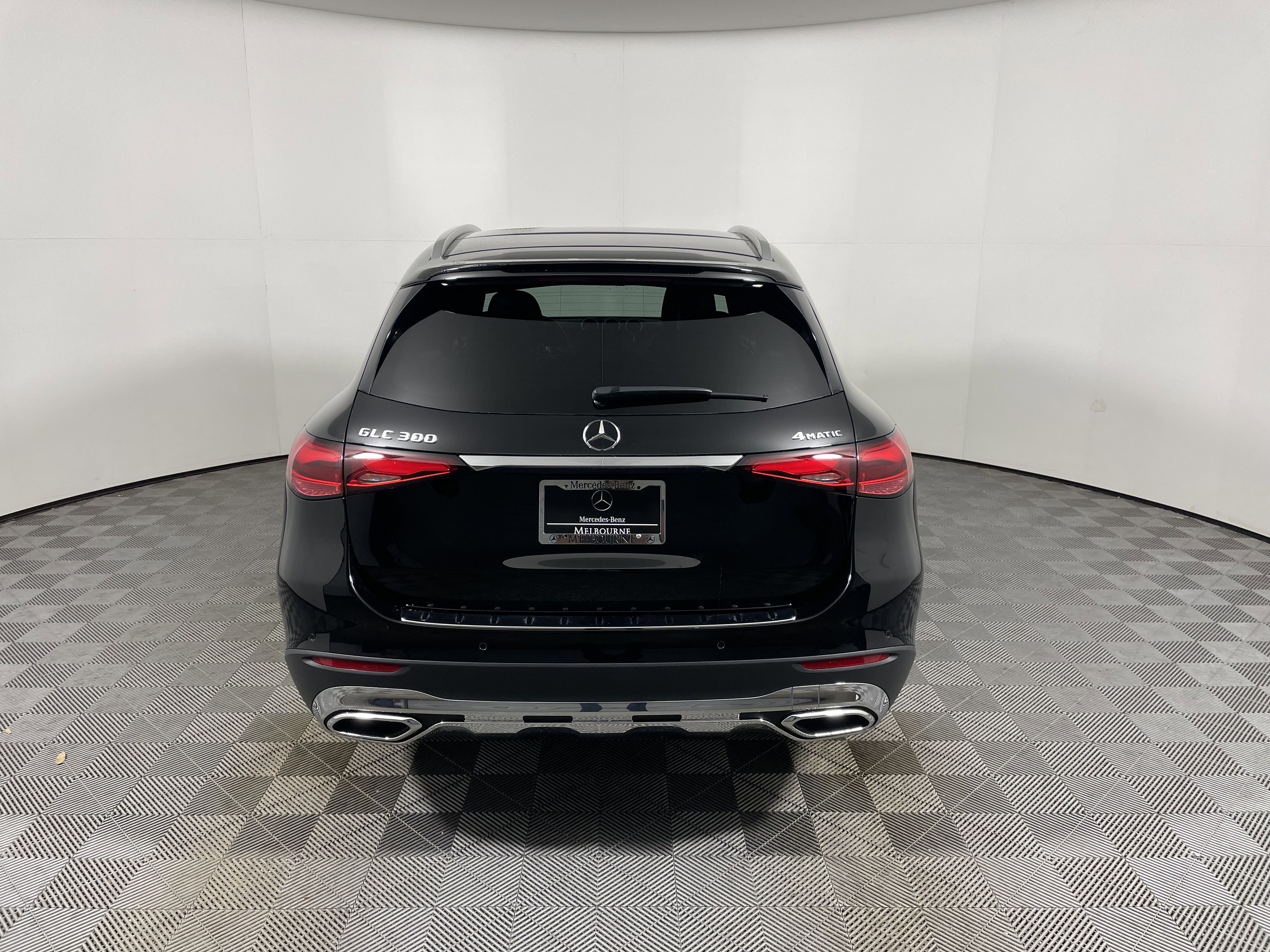 Certified 2023 Mercedes-Benz GLC 300 4MATIC image 4